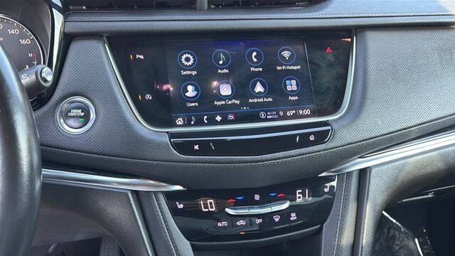 2022 Cadillac XT5 Premium Luxury
