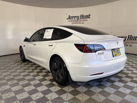 2021 Tesla Model 3 Standard Range Plus