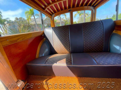 1955 MORRIS-MINOR WOODY TRAVELLER WAGON