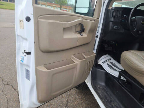 2021 Chevrolet Express 2500