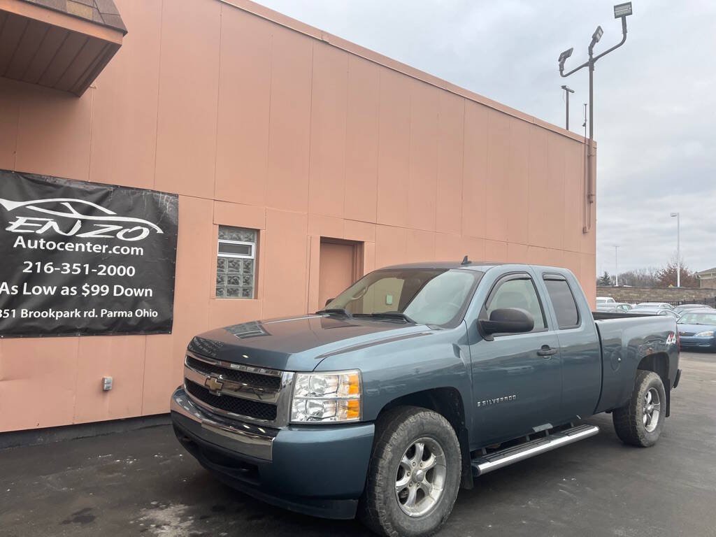 2008 Chevrolet Silverado 1500 for sale at ENZO AUTO in Parma, OH