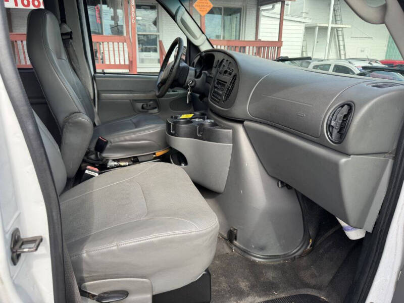 2007 Ford E-Series E-250