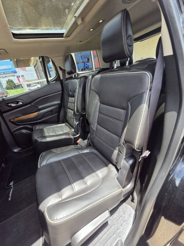 2017 GMC Acadia Denali