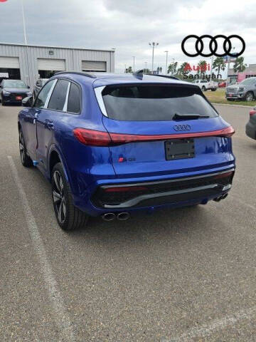 2025 Audi SQ5 quattro Premium Plus TFSI