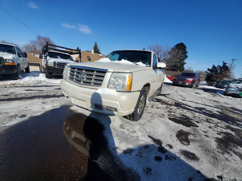 2006 Cadillac Escalade EXT for sale at Geareys Auto Sales of Sioux Falls, LLC in Sioux Falls SD