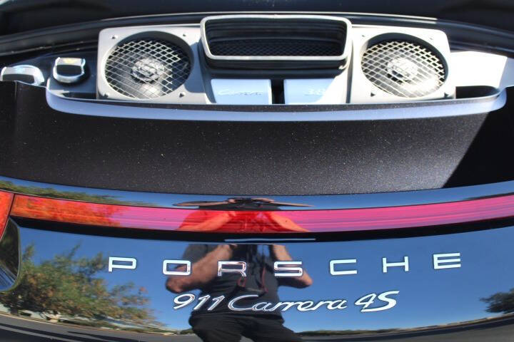 2015 Porsche 911 Carrera 4S