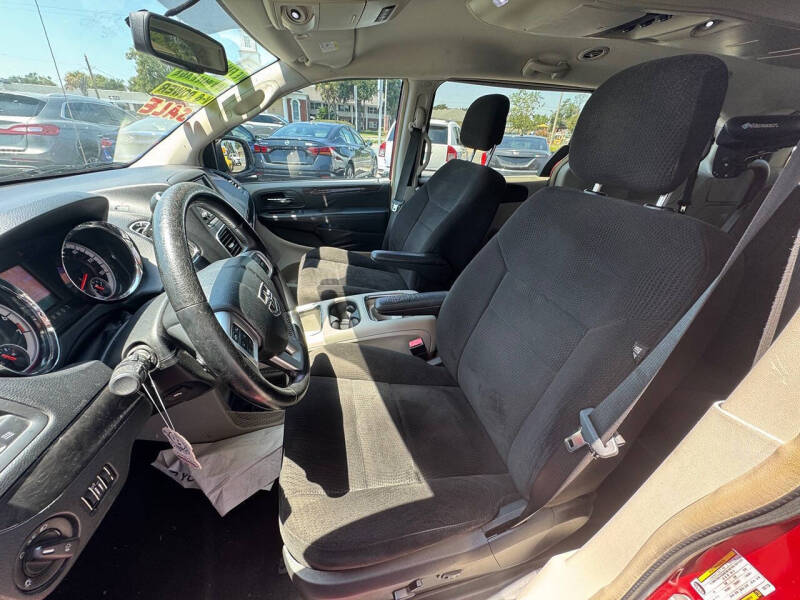 2012 Dodge Grand Caravan Crew