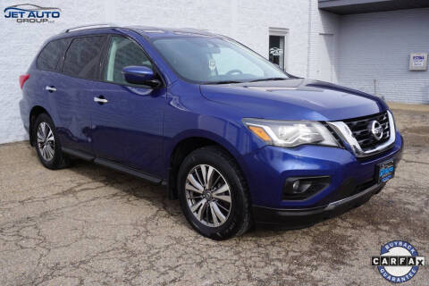 2020 Nissan Pathfinder SV