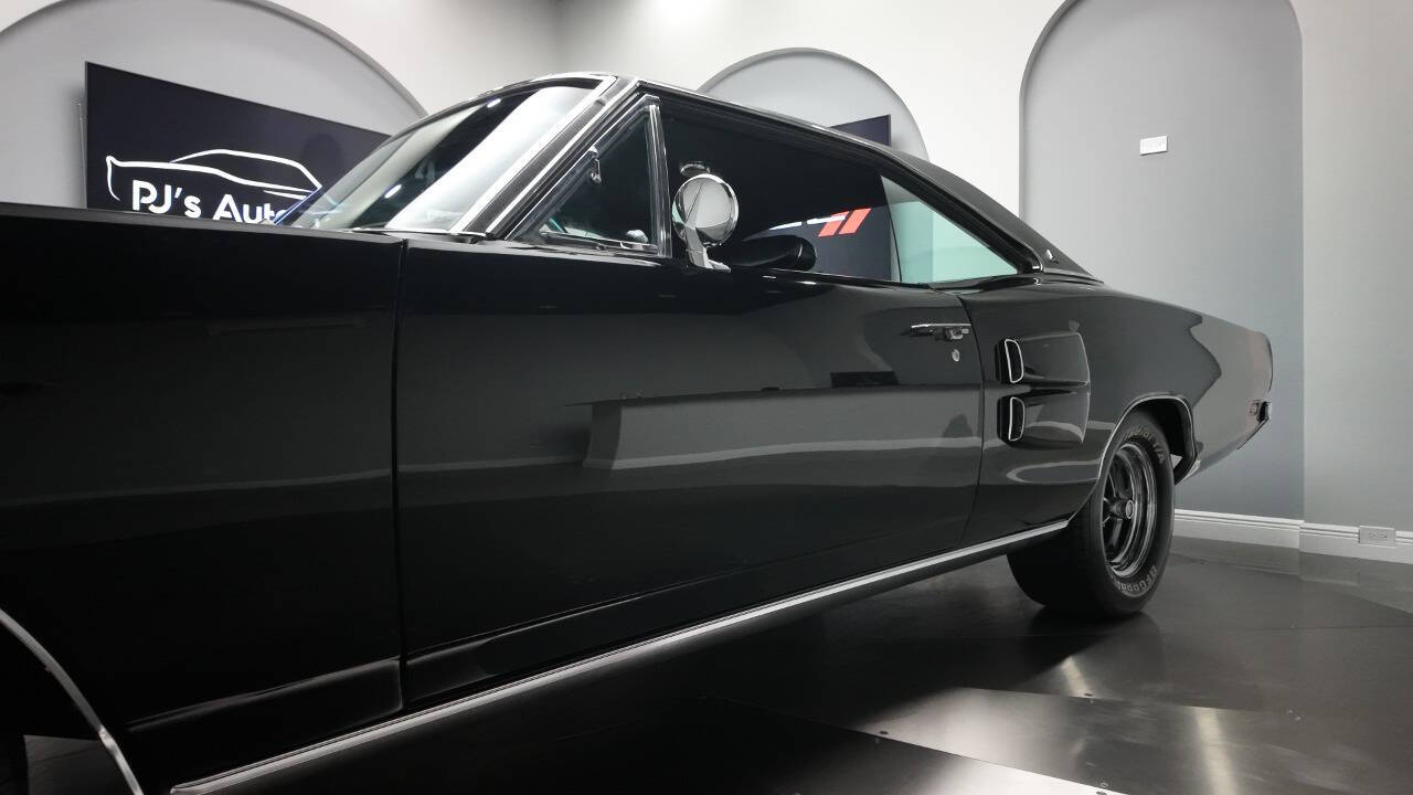 1969 Dodge Coronet 18