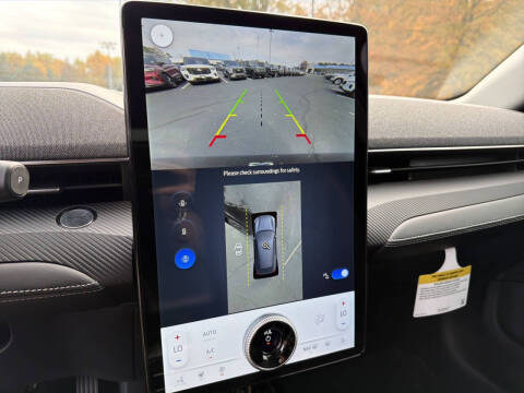 2025 Ford Mustang Mach-E Premium