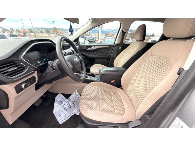 2021 Ford Escape SE
