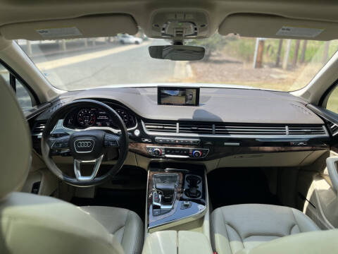 2019 Audi Q7 quattro Prestige 55 TFSI