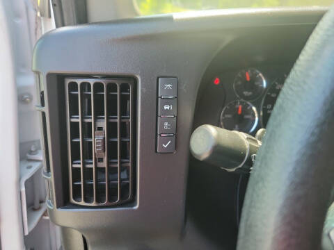 2022 GMC Savana 2500