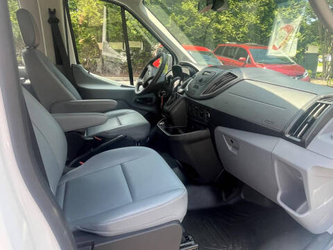 2019 Ford Transit