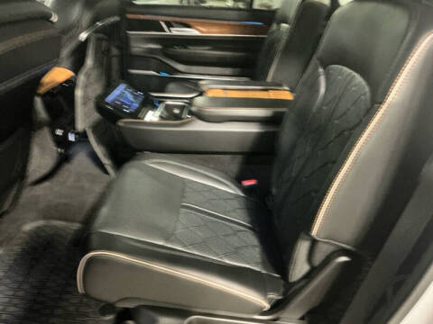 2024 Jeep Grand Wagoneer L Series III