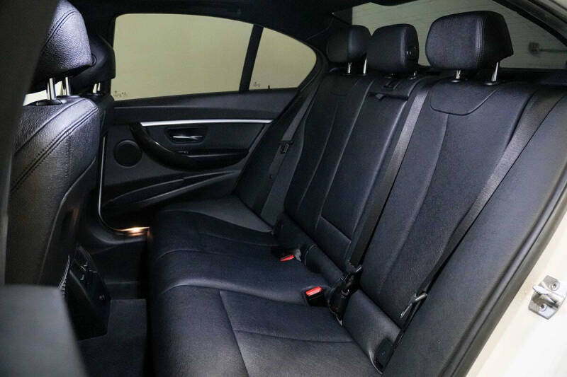2018 BMW 3 Series 330e iPerformance