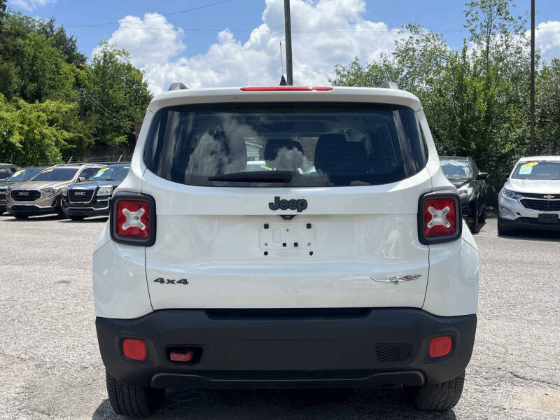 2016 Jeep Renegade Trailhawk