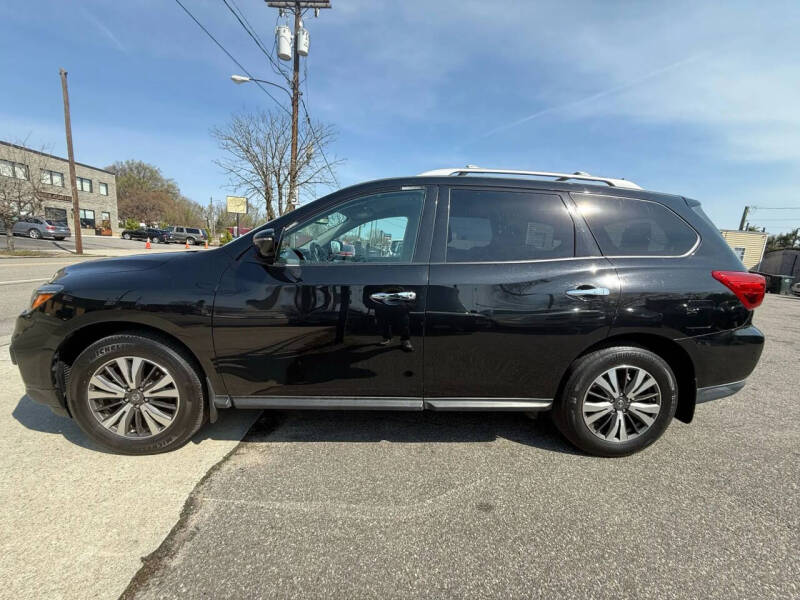 2017 Nissan Pathfinder