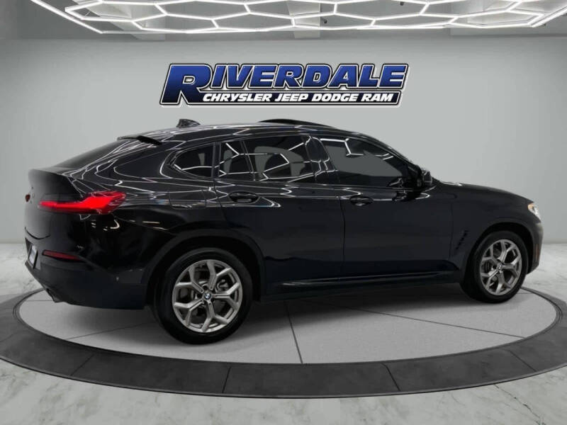 2021 BMW X4 xDrive30i