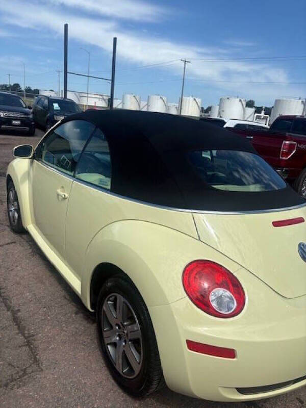 2006 Volkswagen New Beetle Convertible 2.5