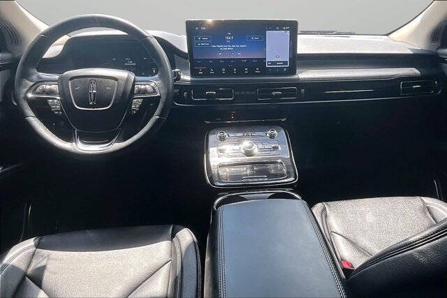 2023 Lincoln Nautilus Standard