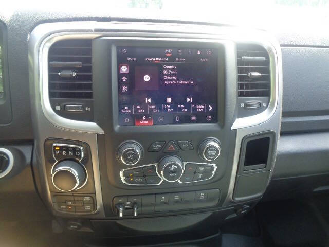 2022 RAM 1500 Classic SLT