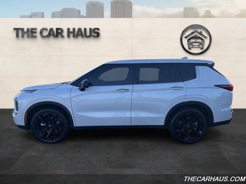 2024 Mitsubishi Outlander SE Black Edition