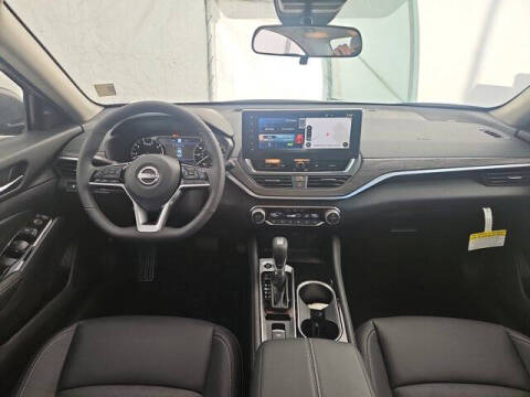 2025 Nissan Altima 2.5 SL