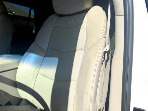 2016 Cadillac Escalade Luxury Collection