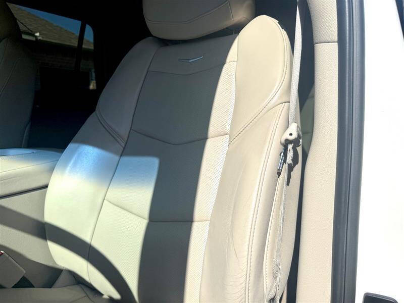 2016 Cadillac Escalade Luxury Collection