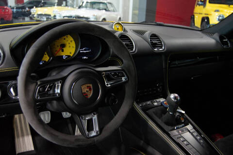 2020 Porsche 718 Cayman