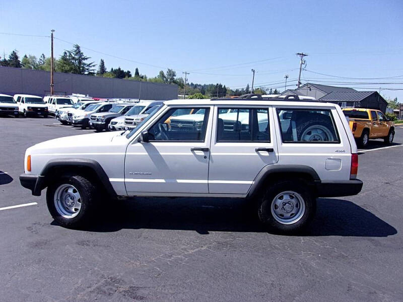 2000 Jeep Cherokee SE
