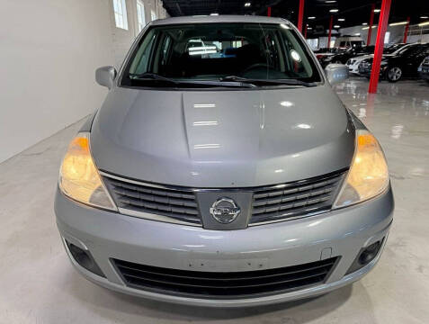 2009 Nissan Versa 1.8 S