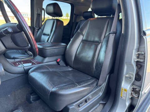 2010 Cadillac Escalade ESV Luxury