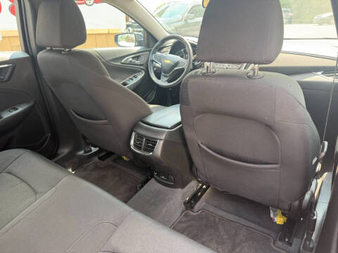 2017 Chevrolet Malibu LT