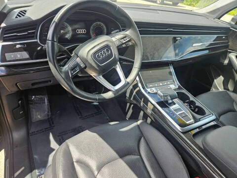 2022 Audi Q7 quattro Premium Plus 55 TFSI