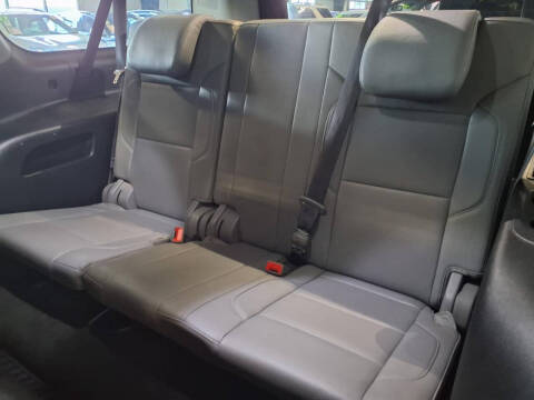 2017 Chevrolet Suburban LT