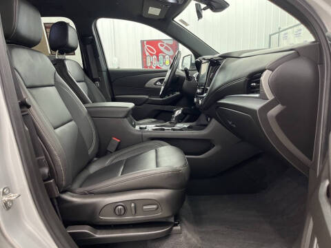 2022 Chevrolet Traverse LT Leather