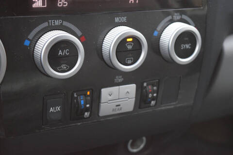 2008 Toyota Sequoia Platinum