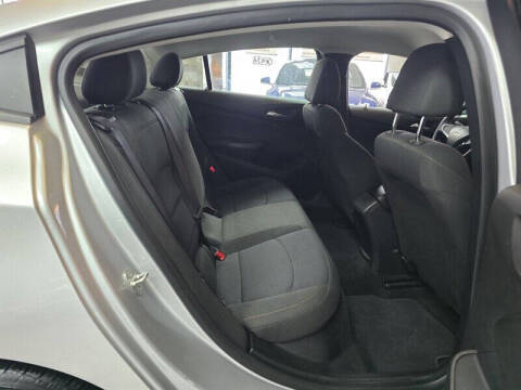 2018 Chevrolet Cruze LS Auto