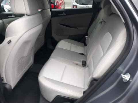 2016 Hyundai Tucson SE