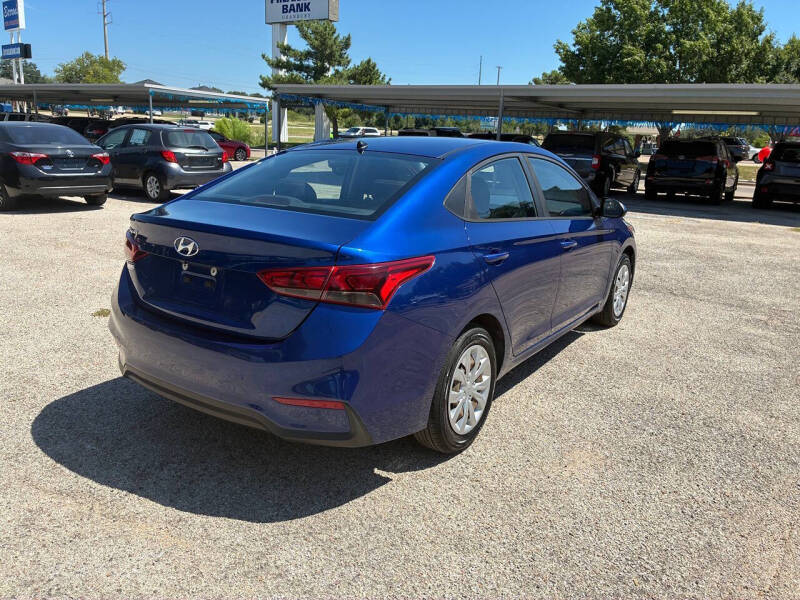 2020 Hyundai Accent SE
