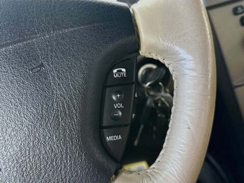 2005 Ford Thunderbird Deluxe