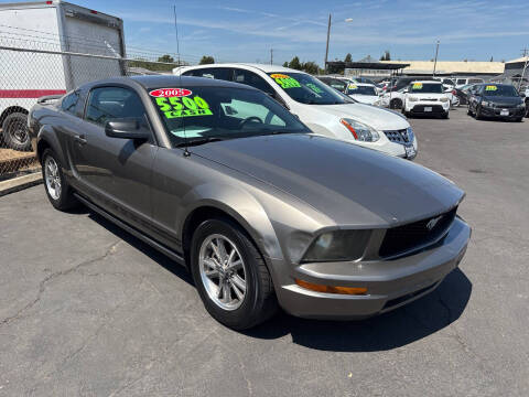 2005 Ford Mustang