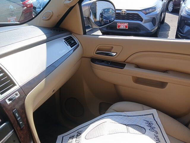 2014 Cadillac Escalade Luxury