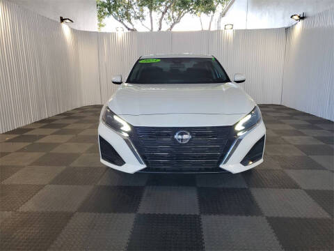 2023 Nissan Altima 2.5 SV