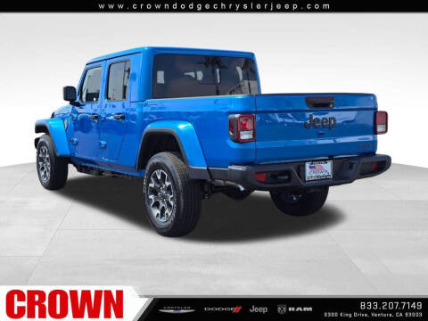 2026 Jeep Gladiator Sahara