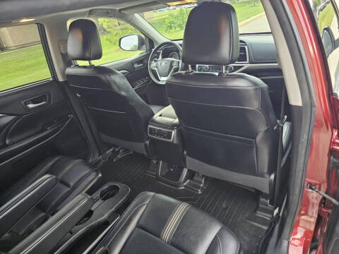 2017 Toyota Highlander