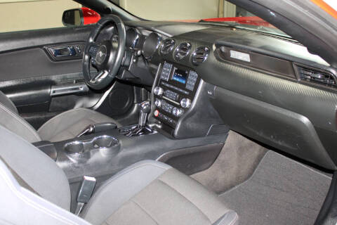 2016 Ford Mustang V6