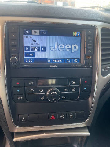 2012 Jeep Grand Cherokee Laredo